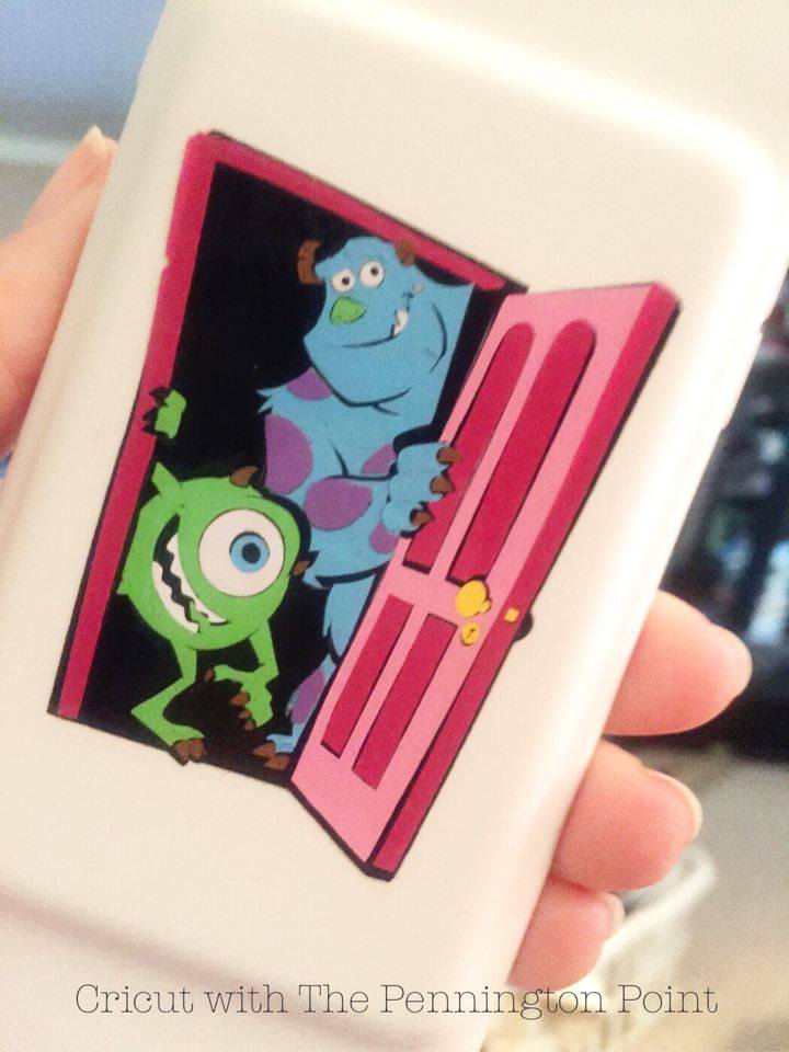 Fun phone case designes with the Cricut Experssions Air 2 #ad